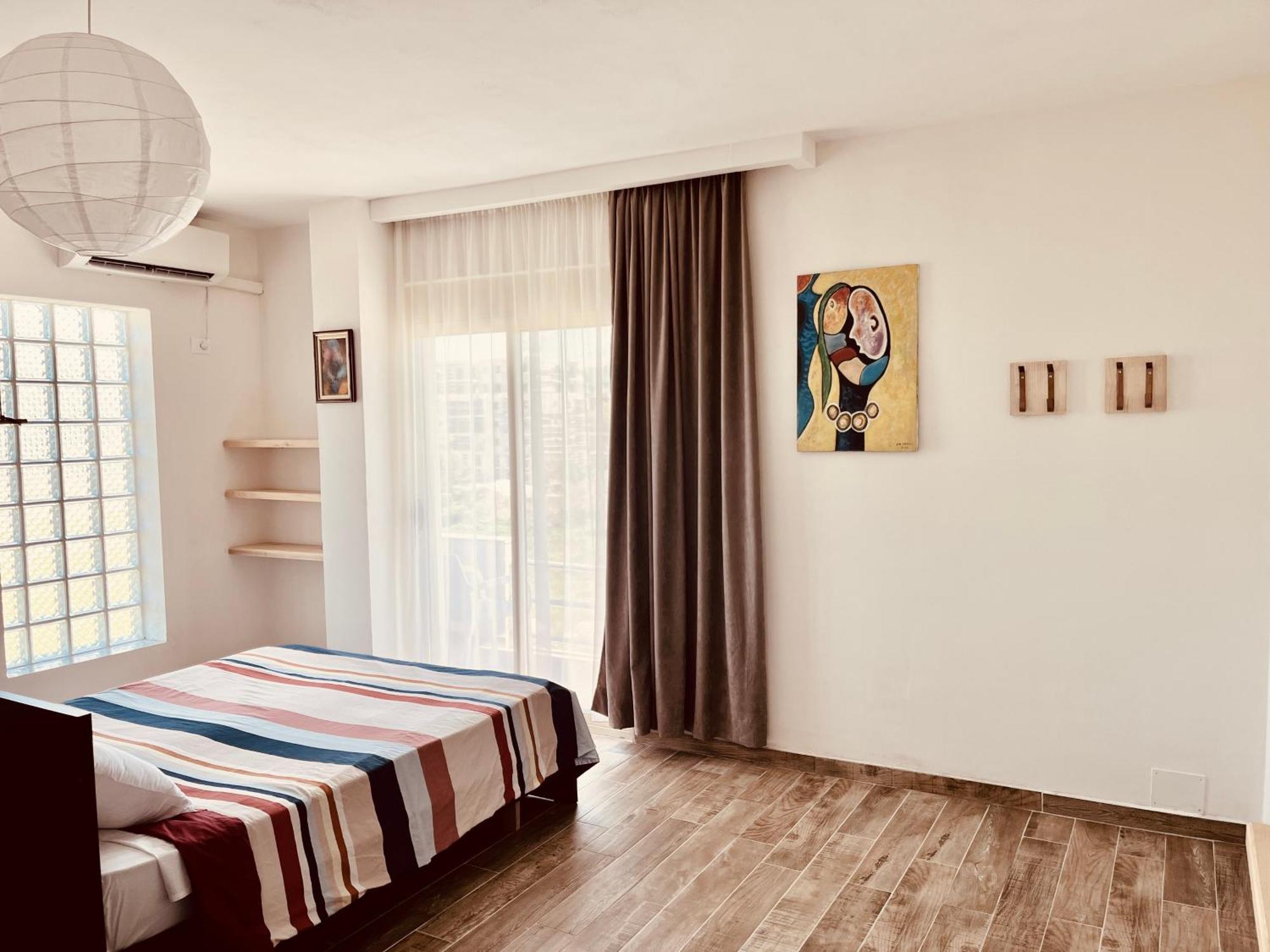 Family Tree - Quiet Area - Self Check In Aparthotel Golem  Exterior photo